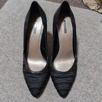 펌프스 블랙 24.5cm