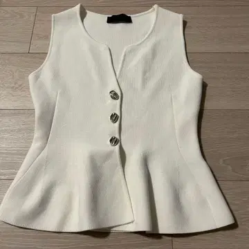 ZARA 화이트 페플럼 니트 베스트 s