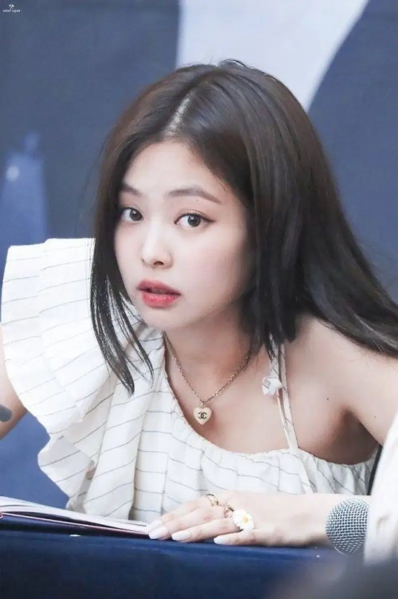 (제니 착용) 샤넬 하트 목걸이 정품