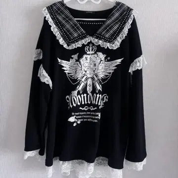 NOEMIE 고딕풍 그래픽과 레이스 부착 세일러 카라 튜닉