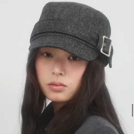 혜지투즈 레터리 콜라보 헤링본 캡