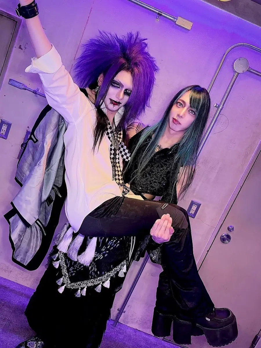비주얼계 삽니다 Dimlim Damned madmans esprit jiluka