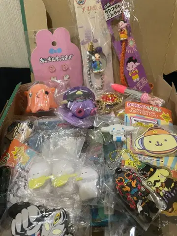 캐릭터 굿즈 묶음 판매 전 세트