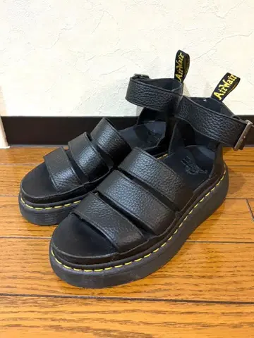 Dr. Martens CLARISSA II QUAD 38