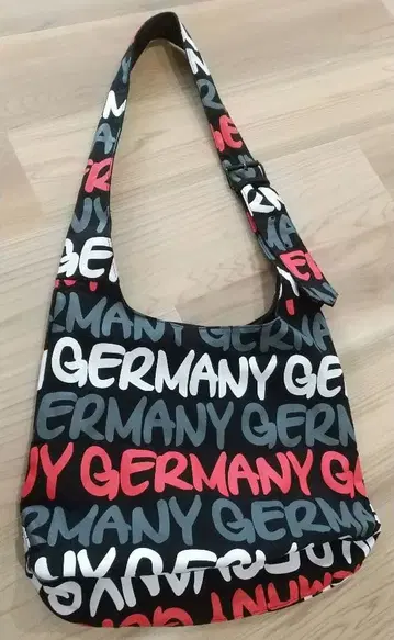 ROBIN RUTH GERMANY 숄더백 독일 로고 패턴