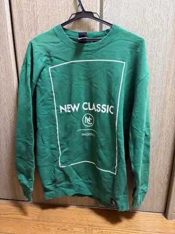 NEW CLASSIC 맨투맨 그린