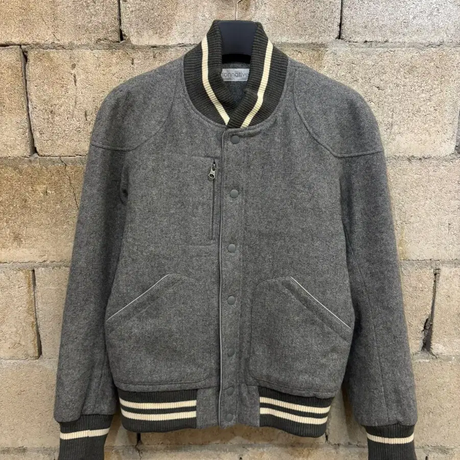Nonnative 울 바시티 자켓