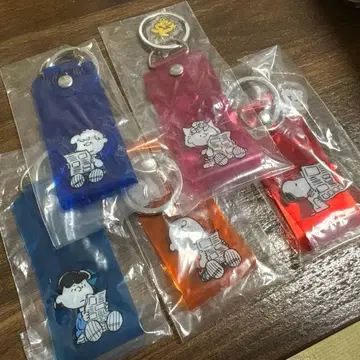 PEANUTS 75 YEARS 키링 5종