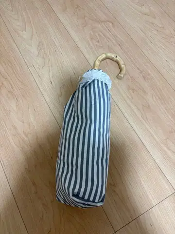 스트라이프 패턴 프릴 접이식 우산 우천 겸용