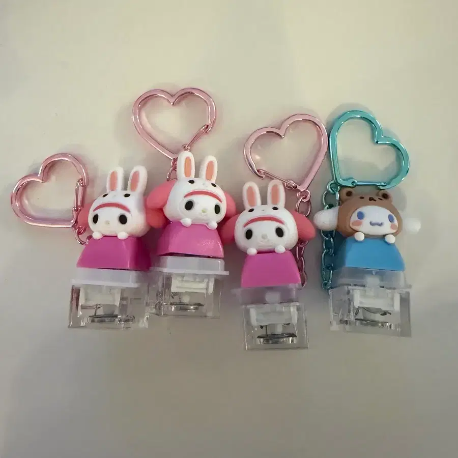 빼꼼 시나모롤, 마이멜로디 LED 피규어 키캡 키링 (캐릭터 선택 가능)