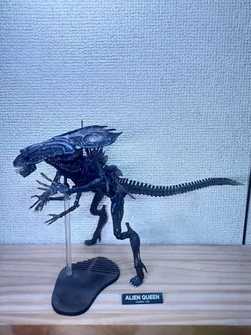 에이리언 퀸 리볼텍