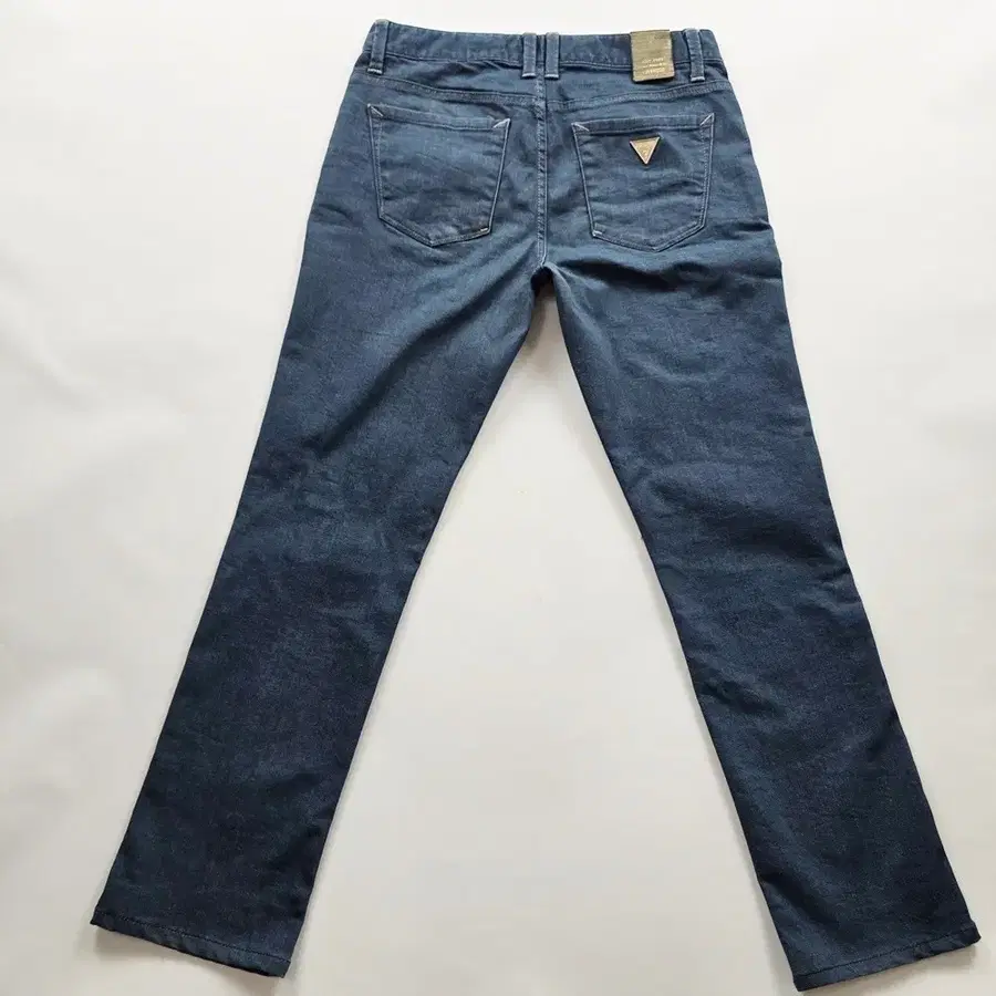게스 청바지 슬림 스판 캐주얼 데님팬츠 사이즈30 R6598
