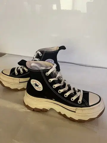 컨버스 척 테일러 올스타 통굽 스니커즈