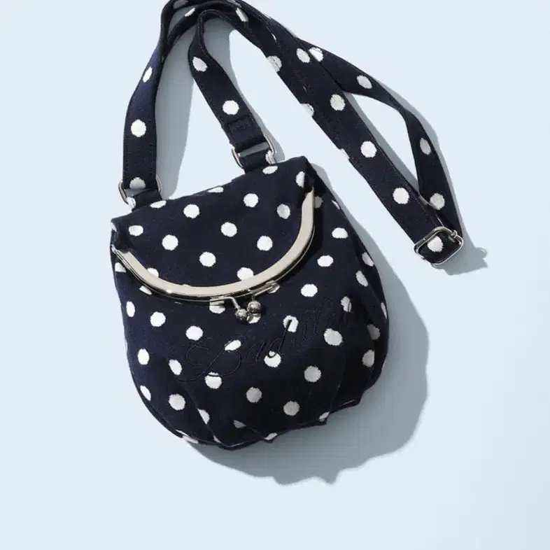 배드블루 도트 네이비 가방 Dot Cozy Bao Bag Navy