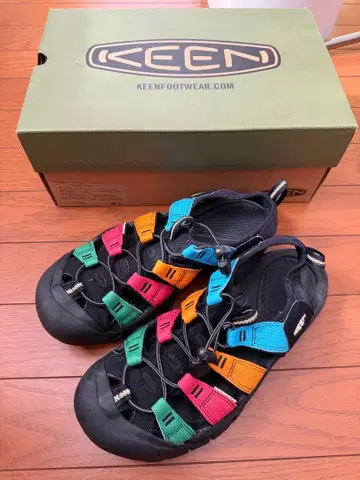 KEEN NEWPORT H2 25.5cm