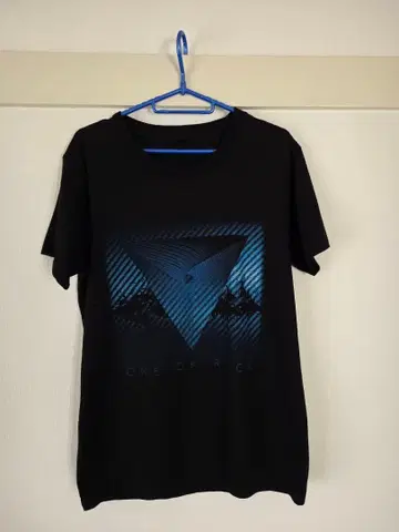 ONE OK ROCK 티셔츠 블랙 M 사이즈