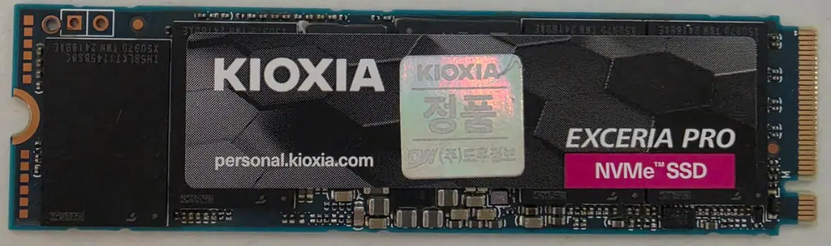 키옥시아KIOXIA SSD EXCERIA PRO M.2 1T 팝니다.