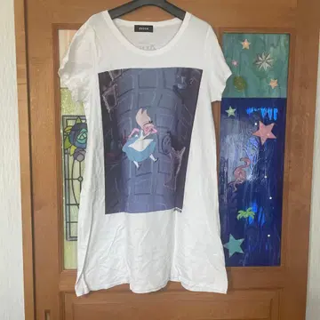 zucca Alice in Wonderland 티셔츠