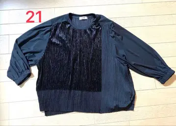 21 zucca 플리츠 벨로아 절개 상의
