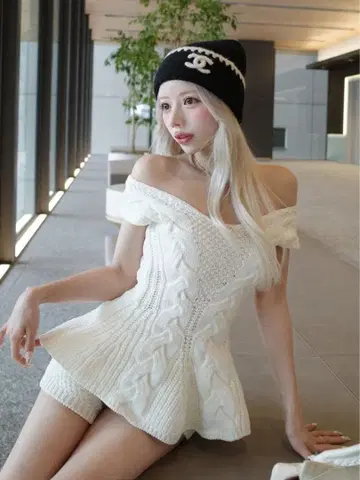 Darich 오프숄더 케이블 니트 셋업