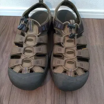 KEEN 아웃도어 샌들 브라운 28cm