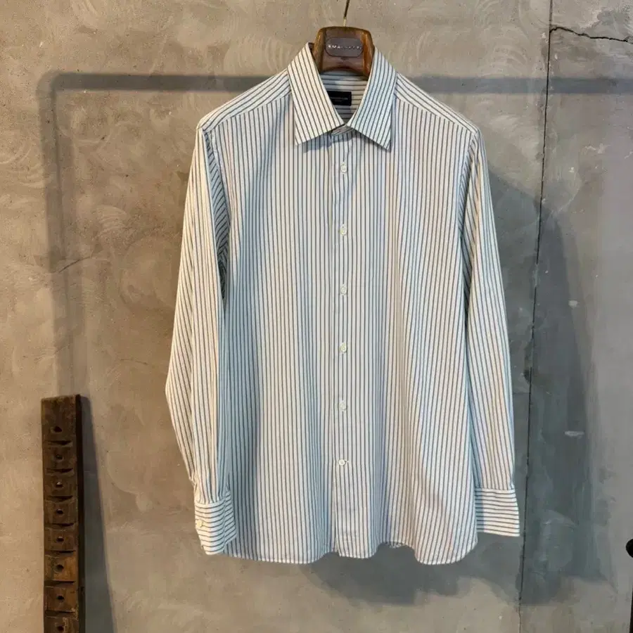 에르메네질도 제냐 스트라이프 셔츠 남성100