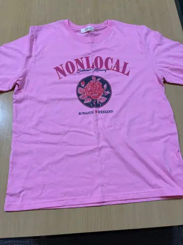 NONLOCAL 반팔 티셔츠 핑크