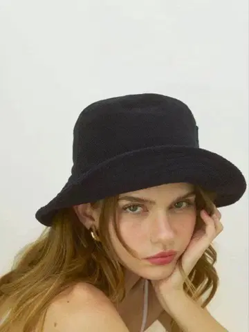ALEXIA STAM 버킷햇