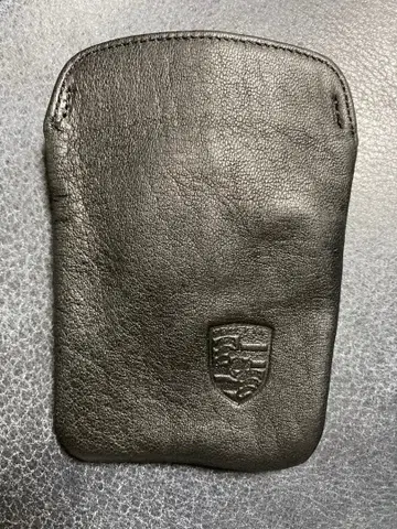 PORSCHE 포르쉐 크레스트 엠보 가죽 키케이스 블랙