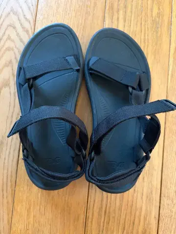 Teva 아웃도어 샌들 블랙