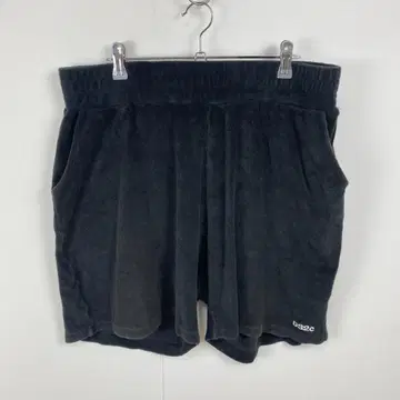 새상품급 032c 파일 숏 하프 팬츠 자수 로고 블랙