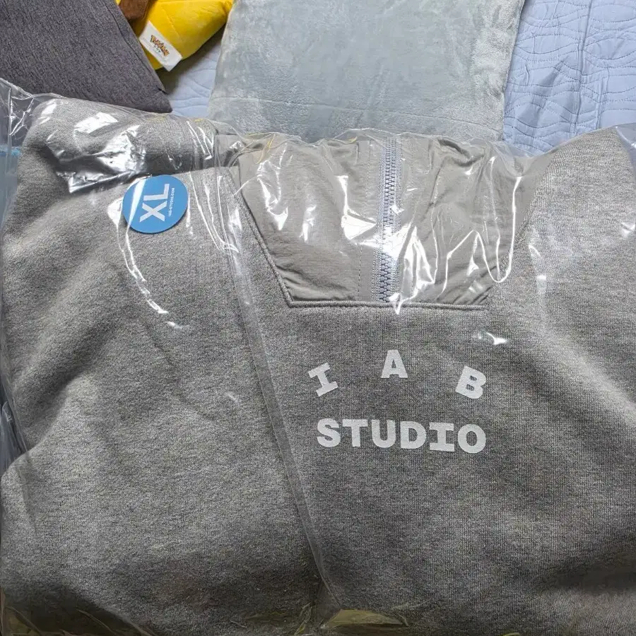 IAB STUDIO 아이앱 스튜디오 후드 그레이 XL