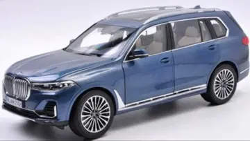 BMW 특주 1/18 BMW X7 문/보닛 개폐 가능