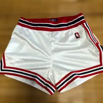 NBA 숏팬츠 여성용 L 사이즈 화이트