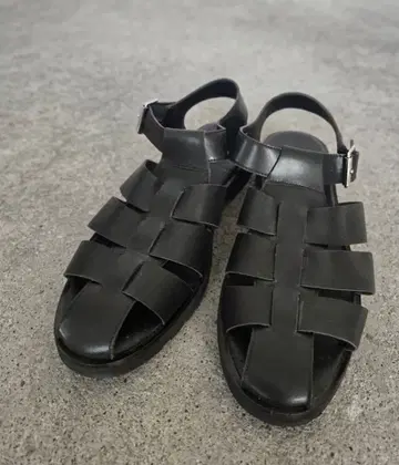 유나이티드 애로우즈 구르카 샌들