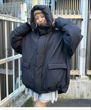 차오패닉 오버 사이즈 후드 부착 다운 자켓 블랙