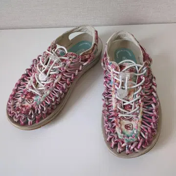 KEEN UNEEK 캔버스 타이다이 패턴 25cm