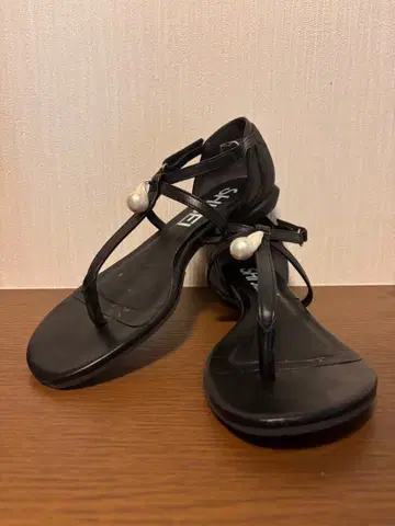새상품급/레어 [ SHISEI ] 37.5 플립플랍 블랙 24.5cm