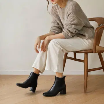 여성용 사이드 고어 부츠 블랙