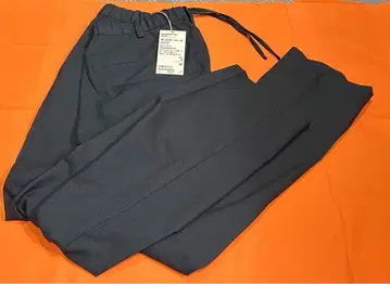 무인양품 바람이 통하는 턱 테이퍼드 팬츠 신사 블랙 M