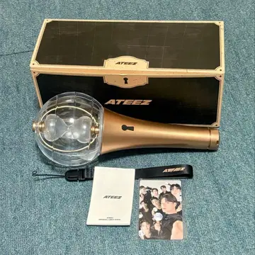 ATEEZ OFFICIAL LIGHT STICK VER.2