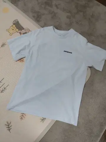 Patagonia XS 화이트 티셔츠