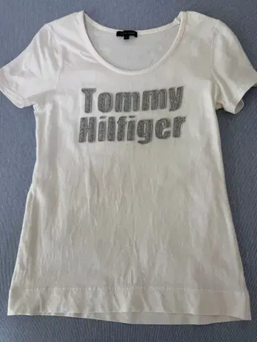[새상품급] Tommy Hilfiger 화이트 T셔츠 필트 로고