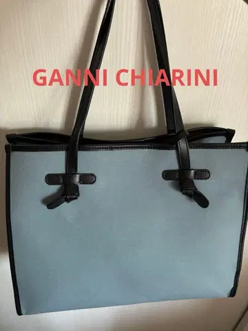 새상품급 GIANNICHIARINI(지아니카리니) 마르첼라 파우치 포함