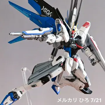 도색 개조 완료 MG 프리덤 건담 ver.2.0