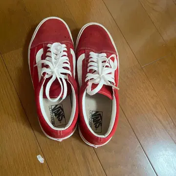 Vans color Red 26.5