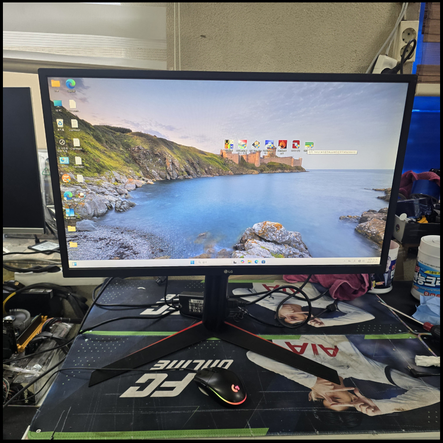 게이밍 모니터-LG 27GK750F FHD 240HZ 27인치