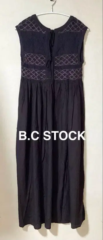 새상품급!! B.C STOCK 스모킹 2WAY 원피스 브라운