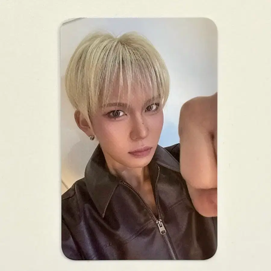Xlov 엑스러브 HYUN 현 포카 포토카드 pobs