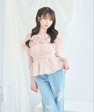 로제뮤즈 Sheer gather 오프 숄더 탑